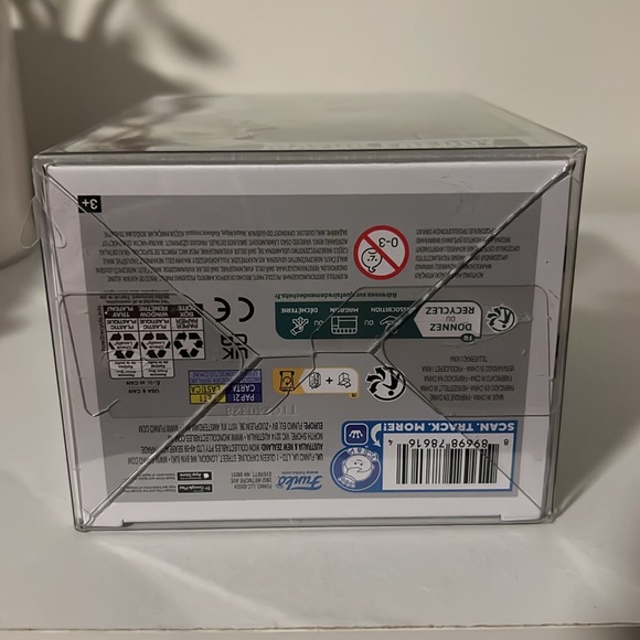 SDCC 2024 Limited Edition Mayor Freddy Funko pop! - Picture 4 of 6